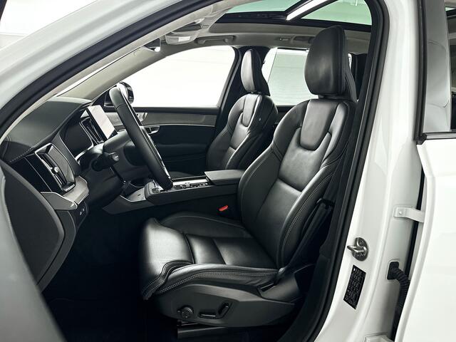 Volvo XC90 T8 Plug-in hybrid AWD Ultra Dark | Panoramadak | 360° camera | Bowers & Wilkins | Stoelventialtie | Head-up Display | Luchtvering | Trekhaak