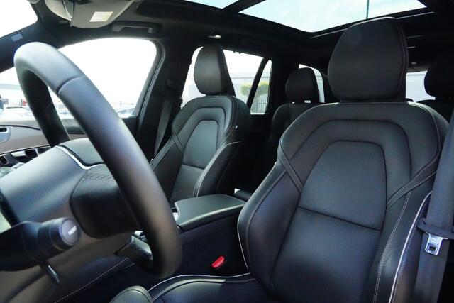 Volvo XC90 2.0 T8 Recharge AWD Ultimate Bright 445pk Panoramadak/Luchtvering/Bowers&Wilkins