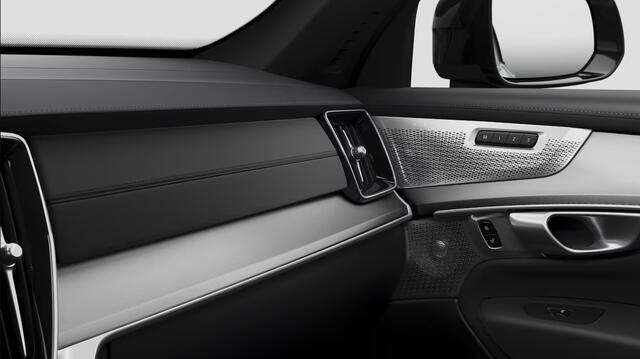 Volvo XC90 T8 AWD Ultra Black Edition Executive | Extra getint glas achter