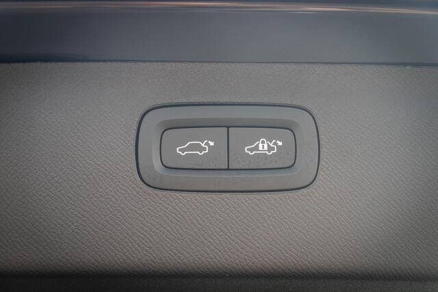 Volvo XC90 2.0 T8 Plug-in hybrid AWD Ultra Dark | Bowers & Wilkins Premium Audio | Luchtvering | 360 Camera | Head-Up | Massage + ventilatie | 22 Inch Velgen | Full Options |