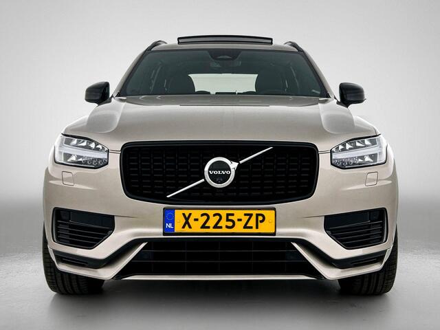 Volvo XC90 T8 Recharge AWD Ultimate Dark - Luchtvering - Panorama/schuifdak - IntelliSafe Assist & Surround - 360º Camera - Bowers & Wilkins audio - Adaptieve LED koplampen - Verwarmde voorstoelen, stuur & achterbank - Parkeersensoren voor & achter - Elektr. bedienb