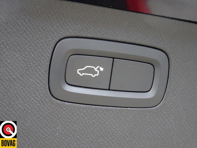 Volvo XC90 2.0 T8 Twin Engine AWD R-Design