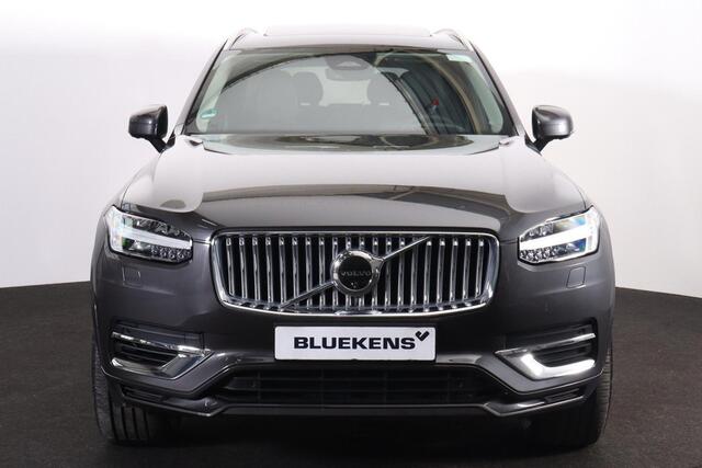 Volvo XC90 T8 Recharge AWD Plus Bright - Panorama/schuifdak - IntelliSafe Assist & Surround - 360º Camera - Harman/Kardon audio - Adaptieve LED koplampen - Verwarmde voorstoelen, stuur & achterbank - Parkeersensoren voor & achter - Elektr. bedienb. voorstoelen met g