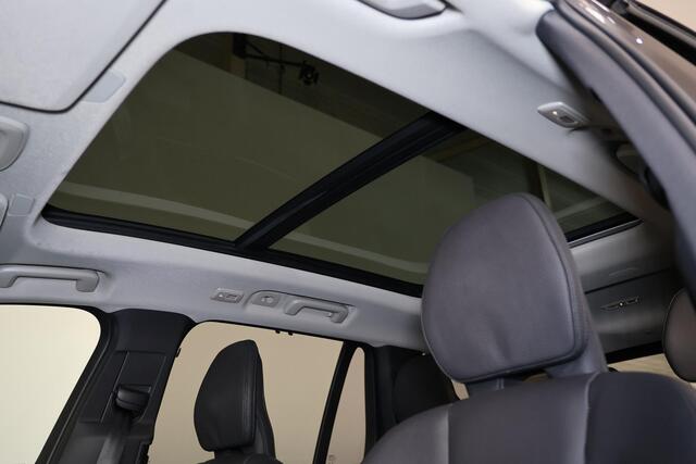 Volvo XC90 T8 Recharge AWD Plus Bright - Panorama/schuifdak - IntelliSafe Assist & Surround - 360º Camera - Harman/Kardon audio - Adaptieve LED koplampen - Verwarmde voorstoelen, stuur & achterbank - Parkeersensoren voor & achter - Elektr. bedienb. voorstoelen met g