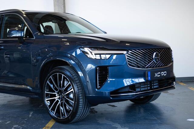 Volvo XC90 2.0 T8 Plug-in hybrid AWD Ultra Bright Executive Edition | Bowers & Wilkins Premium Audio | Luchtvering | 22" Lichtmetalen Wielen | Nappaleder met Ventilatie & Massage | Head-Up Display | 360º Camera |