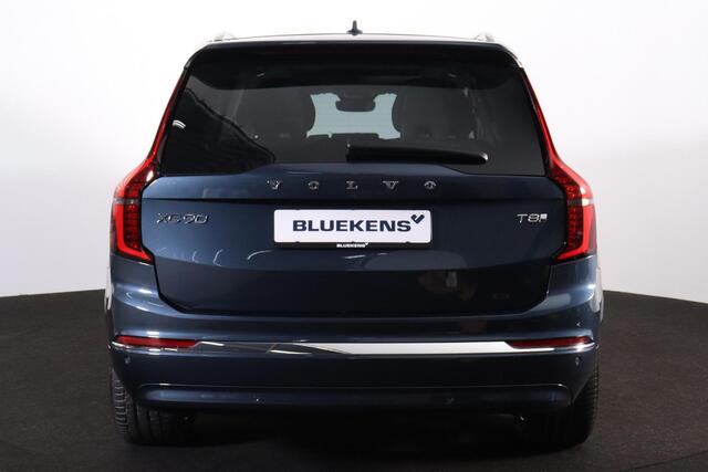 Volvo XC90 T8 Recharge AWD Ultra Bright - Luchtvering - Panorama/schuifdak - IntelliSafe Assist & Surround - 360º Camera - Bowers & Wilkins audio - Adaptieve LED koplampen - Verwarmde voorstoelen, stuur & achterbank - Parkeersensoren voor & achter - Elektr. bedienb.