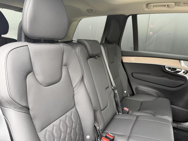 Volvo XC90 2.0 T8 Plug-in hybrid AWD Plus Dark Panorama dak / Head-up display / Luchtvering / Elektr. stoelverstelling / Stoel-, stuur-, achterbank verwarming / Bowers & Wilkins