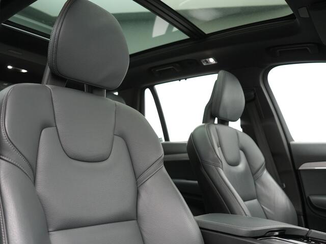 Volvo XC90 T8 Recharge AWD Inscription 7 Persoons Plug In Hybrid 394pk Dealer O.H PHEV | Luchtvering | Panodak | Trekhaak af Fabriek | Adaptive Cruise | Head Up | 360 camera | 21"L.M | BLIS | Harman Kardon |