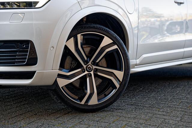 Volvo XC90 2.0 T8 Longrange AWD Ultimate Dark Luchtvering, Stoelmassage, 360 Camera, H/K Geluidsinstallatie, Trekhaak, 22" LM velgen, enz