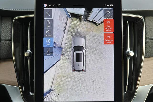 Volvo XC90 T8 Recharge AWD Ultra Dark - Panorama/schuifdak - IntelliSafe Assist & Surround - 360º Camera - Harman/Kardon audio - Adaptieve LED koplampen - Verwarmde voorstoelen, stuur & achterbank - Parkeersensoren voor & achter - Elektr. bedienb. voorstoelen met ge