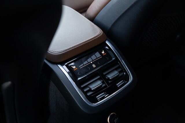 Volvo XC90 2.0 T8 Twin Engine AWD Inscription Intro Edition , Panoramadak, Adap. cruise, Trekhaak, Harman/Kardon,