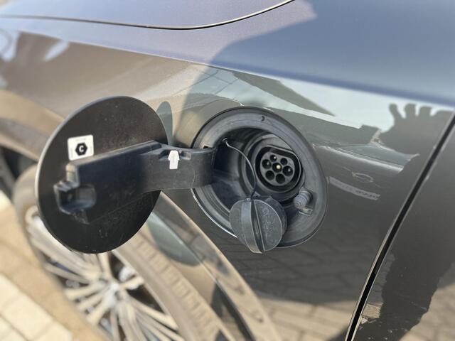 Volvo XC90 2.0 T8 Recharge AWD Inscription Exclusive | Panoramadak | Luchtvering | Massagestoelen | 22 Inch Velgen |