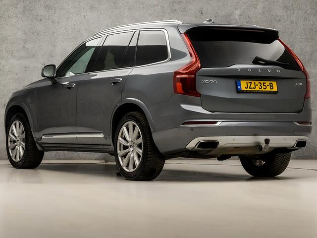Volvo XC90 2.0 T8 Twin Engine AWD Inscription 7 Persoons 408Pk Automaat (PANORAMADAK, APPLE CARPLAY, GROOT NAVI, MEMORY SEATS, 360 CAMERA, MASSAGE, GETINT GLAS, TREKHAAK, ELEK ACHTERKLEP, NIEUWSTAAT)