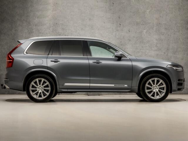 Volvo XC90 2.0 T8 Twin Engine AWD Inscription 7 Persoons 408Pk Automaat (PANORAMADAK, APPLE CARPLAY, GROOT NAVI, MEMORY SEATS, 360 CAMERA, MASSAGE, GETINT GLAS, TREKHAAK, ELEK ACHTERKLEP, NIEUWSTAAT)