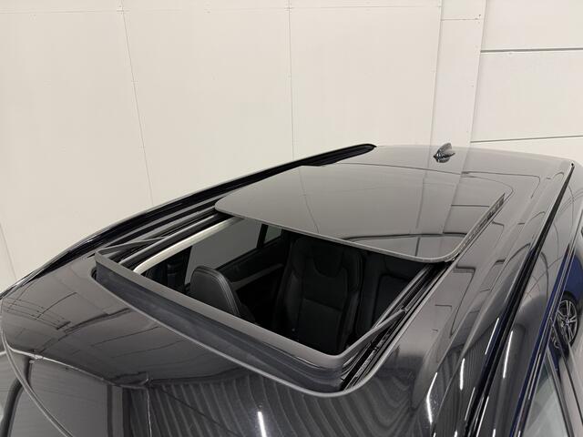 Volvo XC90 T8 Recharge AWD R-Design PANO/LUCHTVERING/TREKHAAK/HEAD-UP/GOOGLE/H&K/MASSAGE+VENTILATIE/22"/360CAMERA/CRYSTAL-POOK/VOLLEDIG VOLVO DEALER HISTORIE