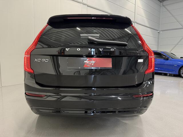 Volvo XC90 T8 Recharge AWD R-Design PANO/LUCHTVERING/TREKHAAK/HEAD-UP/GOOGLE/H&K/MASSAGE+VENTILATIE/22"/360CAMERA/CRYSTAL-POOK/VOLLEDIG VOLVO DEALER HISTORIE