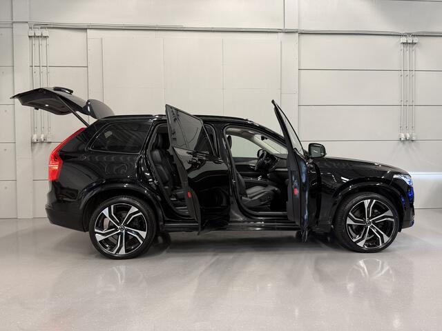 Volvo XC90 T8 Recharge AWD R-Design PANO/LUCHTVERING/TREKHAAK/HEAD-UP/GOOGLE/H&K/MASSAGE+VENTILATIE/22"/360CAMERA/CRYSTAL-POOK/VOLLEDIG VOLVO DEALER HISTORIE