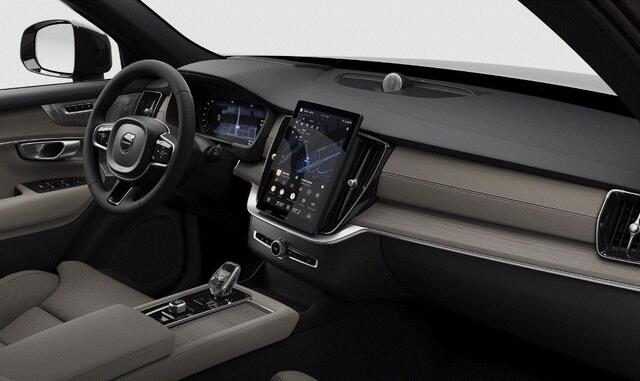 Volvo XC90 T8 455PK Automaat Plug-in Hybrid AWD Ultra Dark / Luchtvering / Bowers & Wilkins / 360 Camera / Head Up Display / Gelamineerde Ramen / 22'' Velgen /