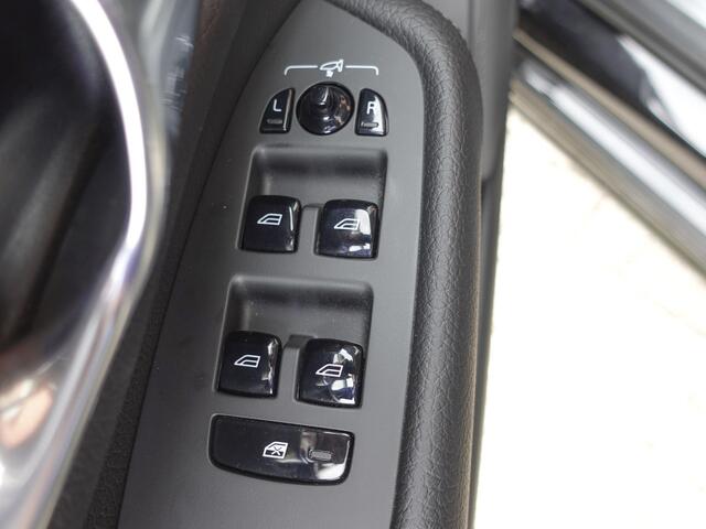 Volvo XC90 2.0 T8 Recharge AWD Inscription Expression 7-Pers | Leder | Navigatie | Adaptive Cruise Control | 19" Lichtmetalen Velgen | PDC V+A | Climate Control | Camera