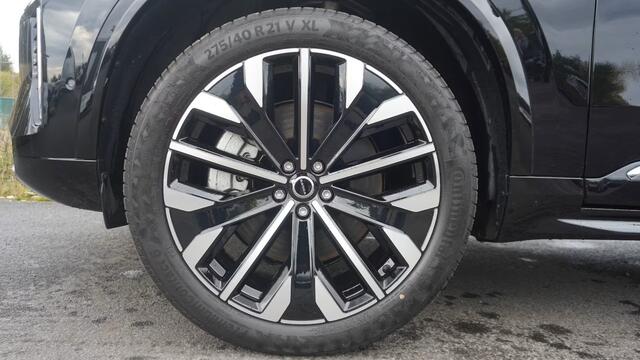 Volvo XC90 2.0 T8 Plug-in hybrid AWD Plus Bright **FULL OPTIONS, PANORAMA, 7-sits, 360 CAMERA, 21-inch LMV ** 1e EIG - Ex VOLVO.de ** ** INFORMEER OOK NAAR ONZE AANTREKKELIJKE FINANCIAL-LEASE TARIEVEN **