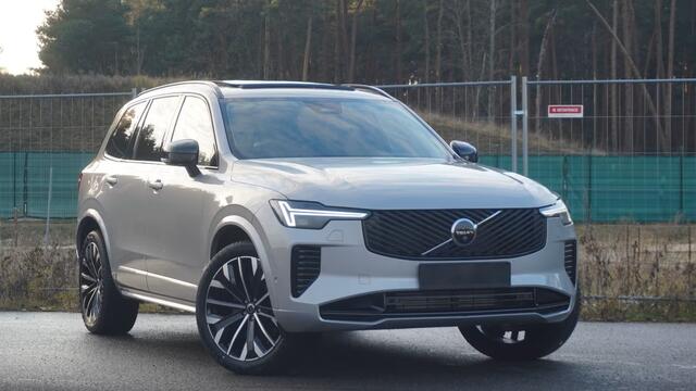 Volvo XC90 2.0 T8 Plug-in hybrid AWD Plus Dark ** FULL OPTIONS, LUCHTVERING, PANO, 21-inch LMV, H&K ** 1e EIG - UNFALLFREI ** ** INFORMEER OOK NAAR ONZE AANTREKKELIJKE FINANCIAL-LEASE TARIEVEN **