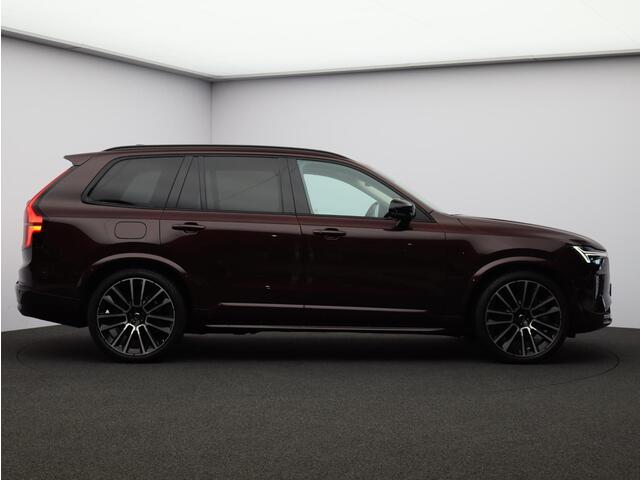 Volvo XC90 T8 455PK Plug-in hybrid AWD Ultra Dark / Facelift / Luchtvering / Head-up Display / 22"/ 360 camera / Pano. dak / Stoel-, stuur- & achterbankverwaming / Elektr. stoelverstelling / BLIS / Matrix Led /