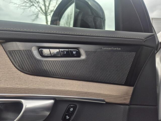 Volvo XC90 2.0 T8 Plug-in hybrid AWD Ultra Dark Luchtvering/22Inch/Head-Up etc.