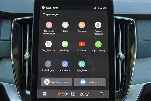 Volvo XC90 T8 Recharge AWD Ultra Dark - Luchtvering - Panorama/schuifdak - IntelliSafe Assist & Surround - 360º Camera - Bowers & Wilkins audio - Adaptieve LED koplampen - Verwarmde voorstoelen, stuur & achterbank - Parkeersensoren voor & achter - Elektr. bedienb. v