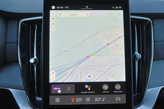 Volvo XC90 T8 Recharge AWD Ultra Dark - Luchtvering - Panorama/schuifdak - IntelliSafe Assist & Surround - 360º Camera - Bowers & Wilkins audio - Adaptieve LED koplampen - Verwarmde voorstoelen, stuur & achterbank - Parkeersensoren voor & achter - Elektr. bedienb. v