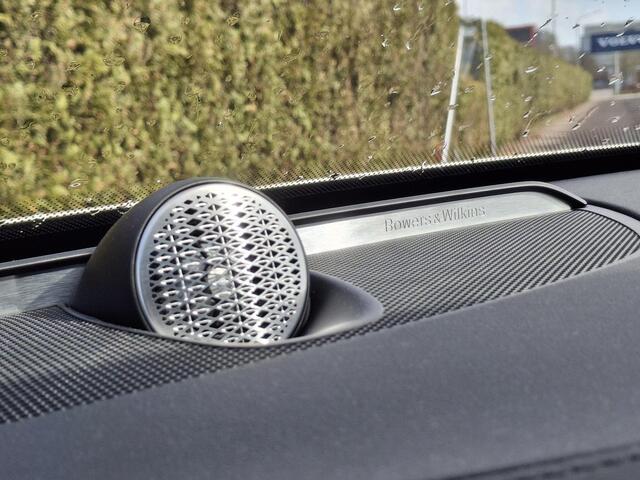 Volvo XC90 T8 Plug-in hybrid AWD Ultra Dark | Luchtvering | Bowers & Wilkins | Nappaleder met ventilatie & massage | Full Option |