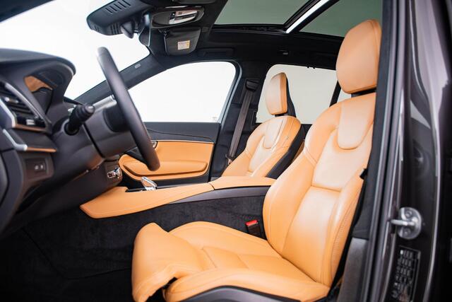 Volvo XC90 2.0 T8 Plug-in hybrid AWD Ultra Bright Luchtvering - Panoramadak - Head up - Massagestoelen - Harman Kardon - Visual Park Assist - Stoelverwarming voor/achter - Getinte ruiten - Zongordijnen -