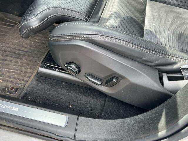 Volvo XC90 2.0 T8 Recharge AWD Ultimate Bright - Luchtvering - Trekhaak - Pano