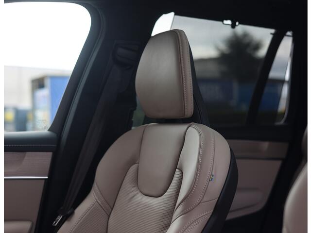 Volvo XC90 T8 AWD Ultra Dark | Pano - Trekhaak - Bowers&Wilkins