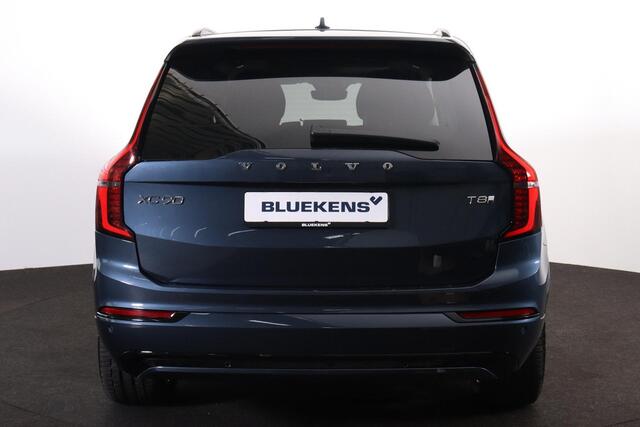 Volvo XC90 T8 Recharge AWD Ultra Dark - Luchtvering - Panorama/schuifdak - IntelliSafe Assist & Surround - 360º Camera - Harman/Kardon audio - Adaptieve LED koplampen - Verwarmde voorstoelen, stuur & achterbank - Parkeersensoren voor & achter - Elektr. bedienb. voor