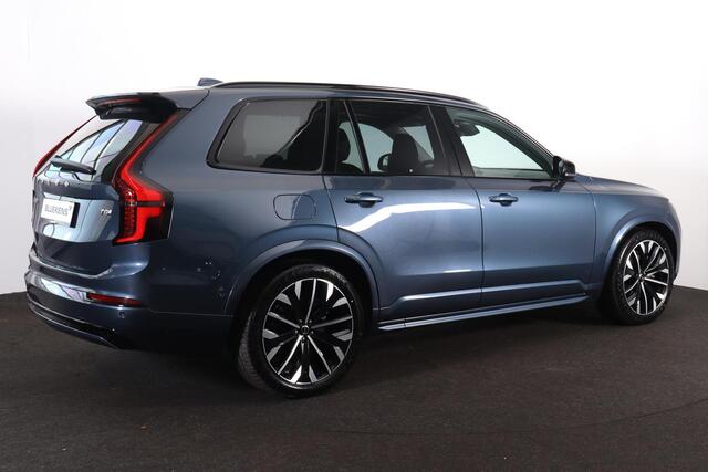 Volvo XC90 T8 Recharge AWD Ultra Dark - Luchtvering - Panorama/schuifdak - IntelliSafe Assist & Surround - 360º Camera - Harman/Kardon audio - Adaptieve LED koplampen - Verwarmde voorstoelen, stuur & achterbank - Parkeersensoren voor & achter - Elektr. bedienb. voor
