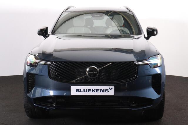 Volvo XC90 T8 Recharge AWD Plus Dark - Luchtvering - Panorama/schuifdak - IntelliSafe Assist & Surround - 360º Camera - Bowers & Wilkins audio - Adaptieve LED koplampen - Verwarmde voorstoelen, stuur & achterbank - Parkeersensoren voor & achter - Elektr. bedienb. vo