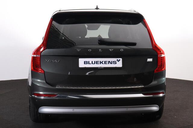 Volvo XC90 T8 Recharge AWD Ultimate Bright - Luchtvering - Panoramisch schuif-/kanteldak - Intellisafe Assist/Surround - Bowers & Wilkins Audio - 360º Camera - Head-up Display - Nappaleder - Stoelmassage - Stoelverwarming / -ventilatie - Gelaagde zijruiten - 22' LMV
