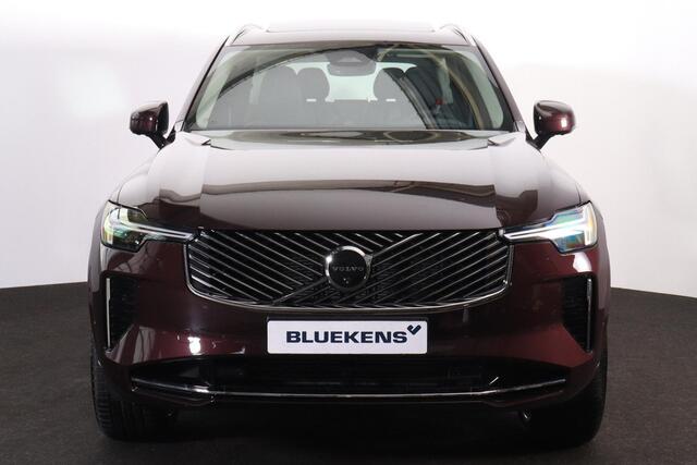 Volvo XC90 T8 Recharge AWD Ultra Bright - Luchtvering - Panorama/schuifdak - IntelliSafe Assist & Surround - 360º Camera - Bowers & Wilkins audio - Adaptieve LED koplampen - Verwarmde voorstoelen, stuur & achterbank - Parkeersensoren voor & achter - Elektr. bedienb