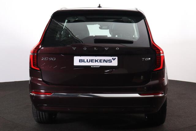 Volvo XC90 T8 Recharge AWD Ultra Bright - Luchtvering - Panorama/schuifdak - IntelliSafe Assist & Surround - 360º Camera - Bowers & Wilkins audio - Adaptieve LED koplampen - Verwarmde voorstoelen, stuur & achterbank - Parkeersensoren voor & achter - Elektr. bedienb
