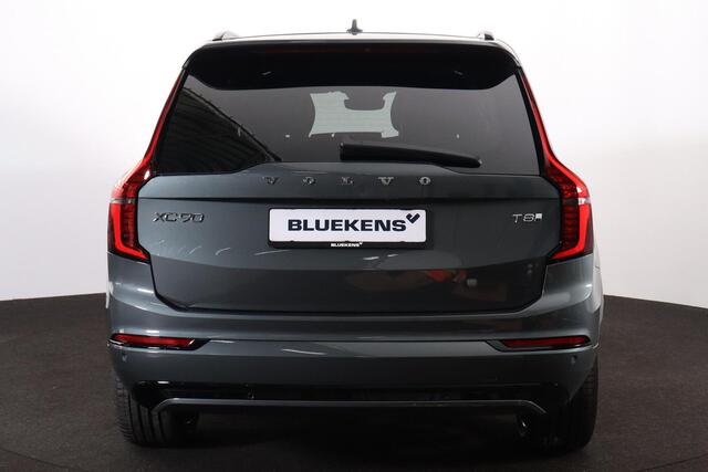 Volvo XC90 T8 Recharge AWD Ultra Dark Exec. Ed. - Luchtvering - Panorama/schuifdak - IntelliSafe Assist & Surround - 360º Camera - Bowers & Wilkins audio - Adaptieve LED koplampen - Verwarmde voorstoelen, stuur & achterbank - Parkeersensoren voor & achter - Elektr.