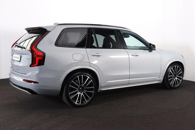 Volvo XC90 T8 Recharge AWD Ultra Dark Exec. Ed. - Luchtvering - Panorama/schuifdak - IntelliSafe Assist & Surround - 360º Camera - Bowers & Wilkins audio - Adaptieve LED koplampen - Verwarmde voorstoelen, stuur & achterbank - Parkeersensoren voor & achter - Elektr.