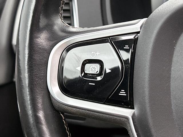 Volvo XC90 2.0 T8 AWD R-Design / SOH 88% / Panoramadak / Trekhaak / Leder-sport / Pdc+Camera / Xenon / 7Pers. / Apk 11-2026