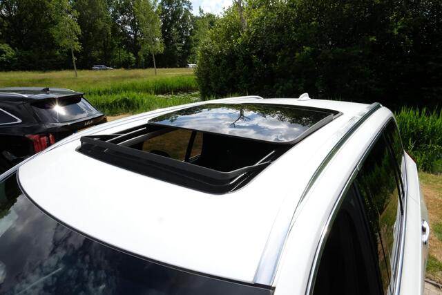 Volvo XC90 2.0 T8 Recharge AWD Plus Bright 455 PK | 7 Persoons | Lederen bekleding | Panorama dak | Harman Kardon | 360 Camera | Stoelverwarming voor en achter | Elek. Klep | Memory Seats
