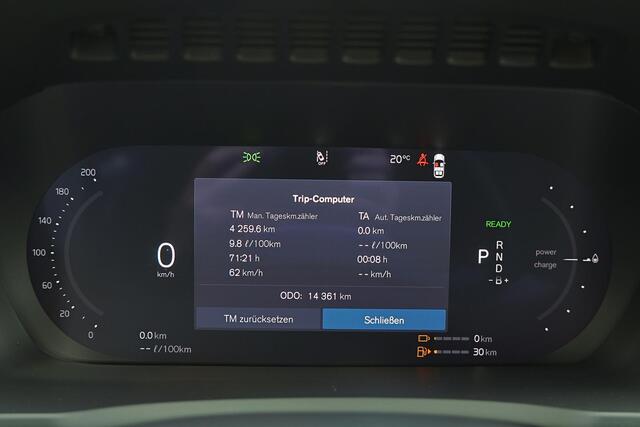 Volvo XC90 T8 Recharge AWD Ultra Bright - Luchtvering - Panorama/schuifdak - IntelliSafe Assist & Surround - 360º Camera - Bowers & Wilkins audio - Adaptieve LED koplampen - Verwarmde voorstoelen, stuur & achterbank - Parkeersensoren voor & achter - Elektr. bedienb.