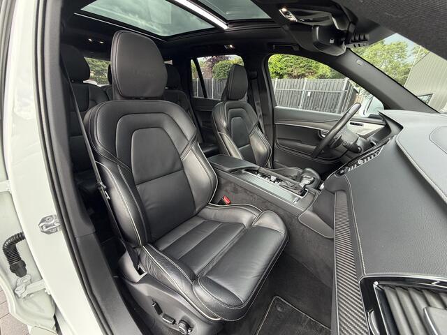 Volvo XC90 T6 AWD R-Design 7-Persoons | Panorama | B&W | Luchtvering | 22" | HUD | Wegkl. Trekhaak
