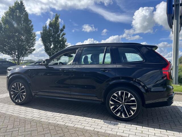 Volvo XC90 T8 Plug-in hybrid AWD Ultra Dark | Trekhaak | Luchtvering | Bowers & Wilkins audio | Massagestoelen |