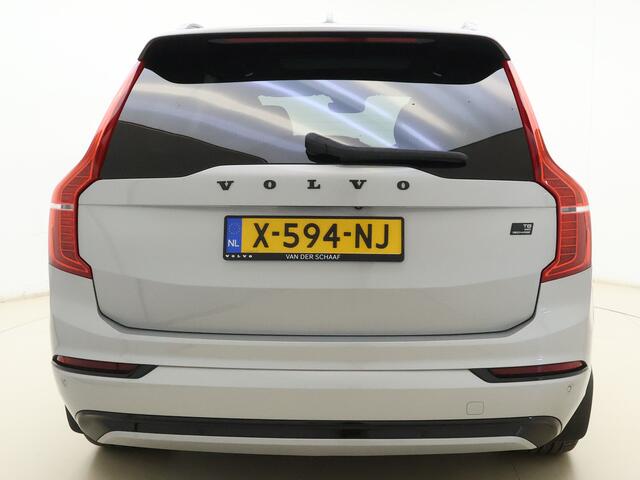 Volvo XC90 T8 455pk AWD Ultimate Dark / 22'' Everlast Velgen / Bowers&Wilkins / Luchtvering / Trekhaak / Full-LED / Black Pack / Sportleder / Panoramadak / Stoel + Stuurw. Verwarming /