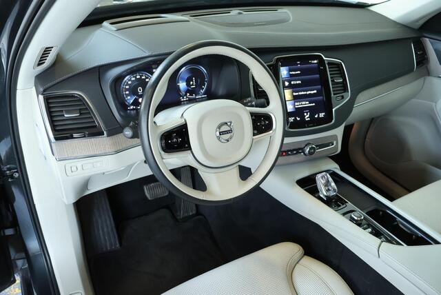 Volvo XC90 T8 Recharge AWD Inscription Exclusive | 1ste Eigenaar | Dealeronderhouden | Stoelverwarming | Blond Lederen Bekleding | Head-Up Display | 360° Parkeercamera | Massage in voorstoelen | Harman Kardon Premium Audio | Parkeerverwarming |