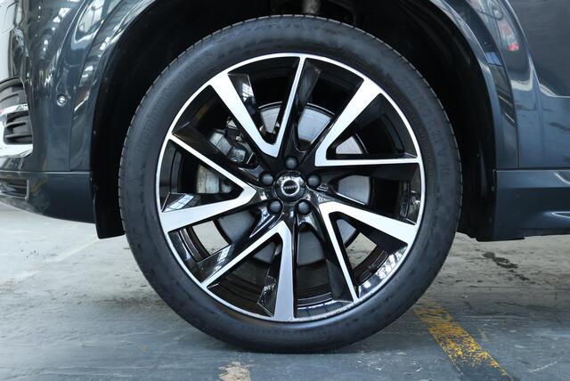 Volvo XC90 T8 Recharge AWD Inscription Exclusive | 1ste Eigenaar | Dealeronderhouden | Stoelverwarming | Blond Lederen Bekleding | Head-Up Display | 360° Parkeercamera | Massage in voorstoelen | Harman Kardon Premium Audio | Parkeerverwarming |