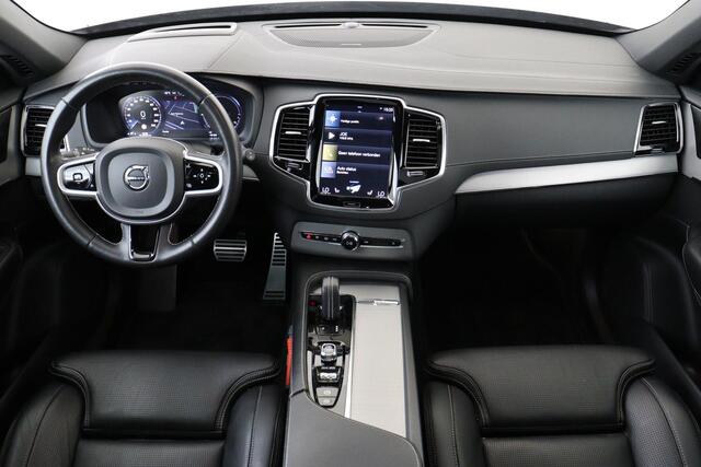 Volvo XC90 T8 RECHARGE AWD R-DESIGN -PANO.DAK|HARMAN/KARDON|LUCHTVERING|GEVENT.LEDER+MASSAGE|360°CAM|HEAD-UP DISP.|ADAP.LED|TREKHAAK|22"ALL-SEASON